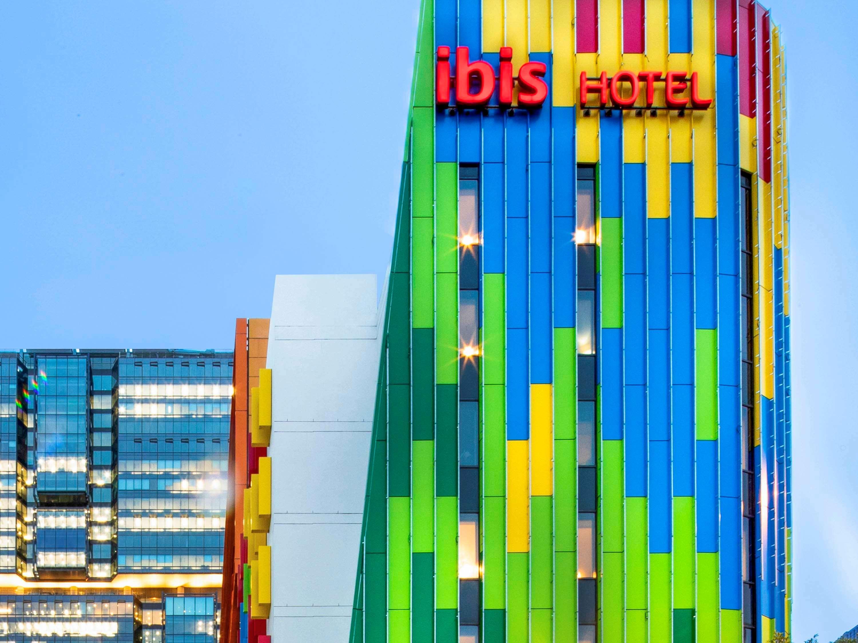 Готель Ibis Sydney Barangaroo Екстер'єр фото