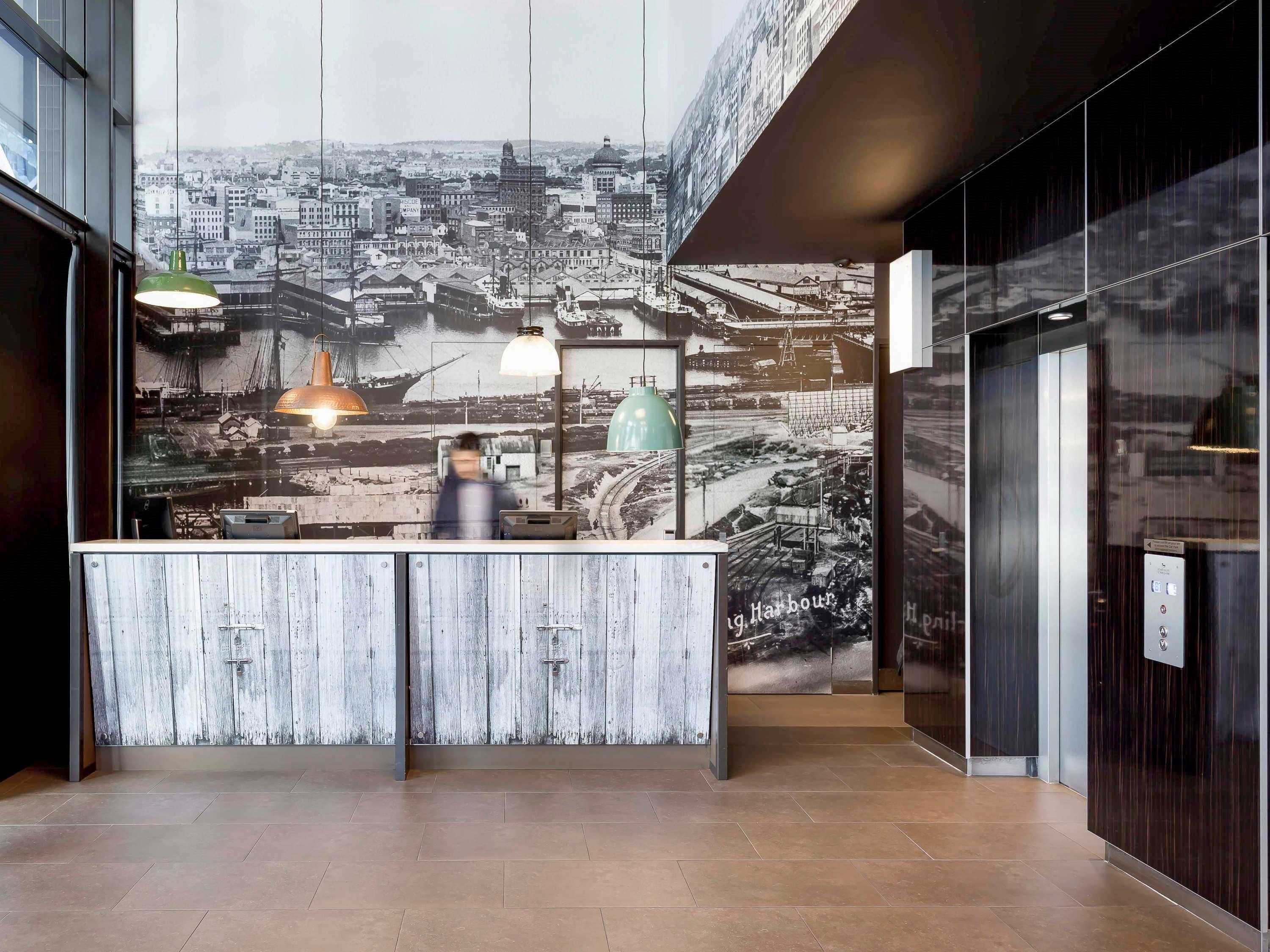 Готель Ibis Sydney Barangaroo Екстер'єр фото