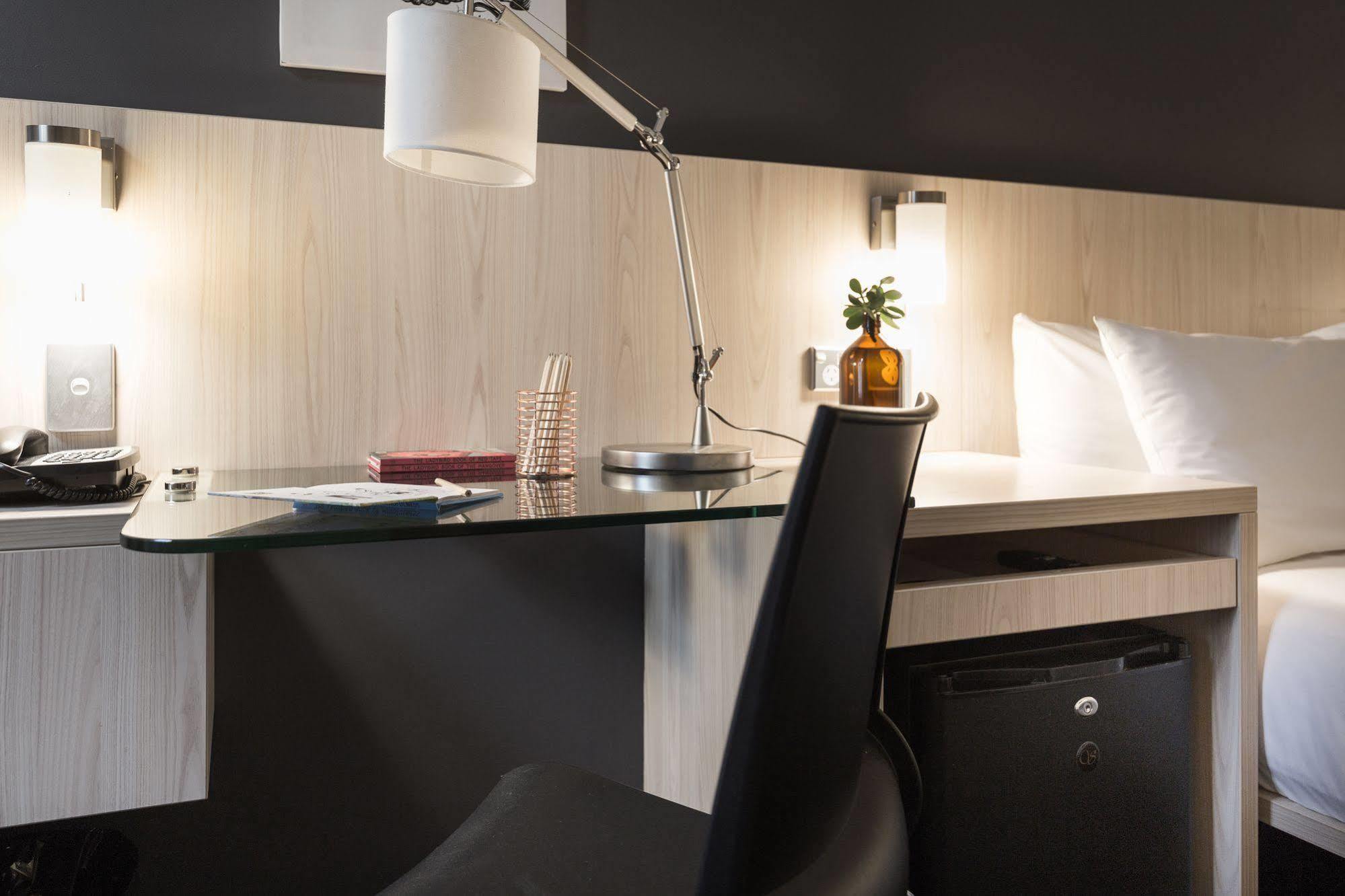 Готель Ibis Sydney Barangaroo Екстер'єр фото